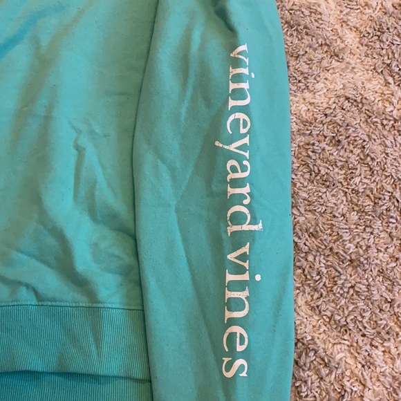 Vineyard Vines Pullover - Picture 4 of 6